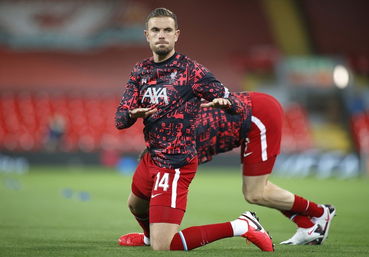 成都蓉城新掌门人徐正源续约并推动三名球员签约，球队迅速崛起，有望争冠。（成都蓉城续约主帅徐正源并签下三将，球队迅速崛起剑指冠军）