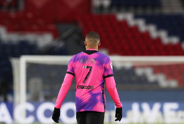 北青：国足U22昨日短暂休整，热身赛的情况球队按要求保持沉默（北青：U22国足昨日短休，按要求对热身赛情况保持缄默）