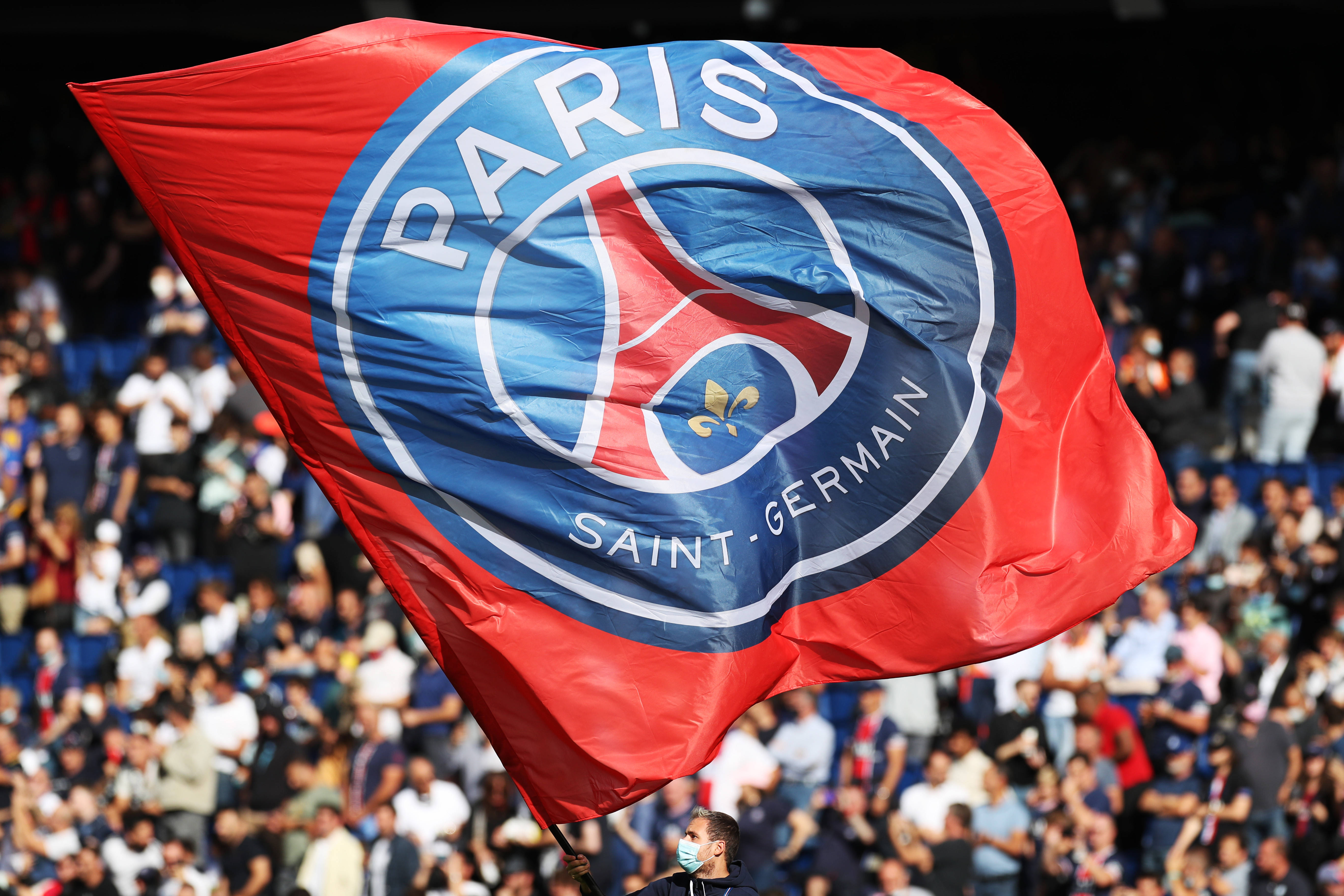 恭喜邵佳一！国足喜添一位新门神，一己之力征服一群外国主力球员（恭贺邵佳一！国足迎来新门神，一人之力镇住一众外籍主力）