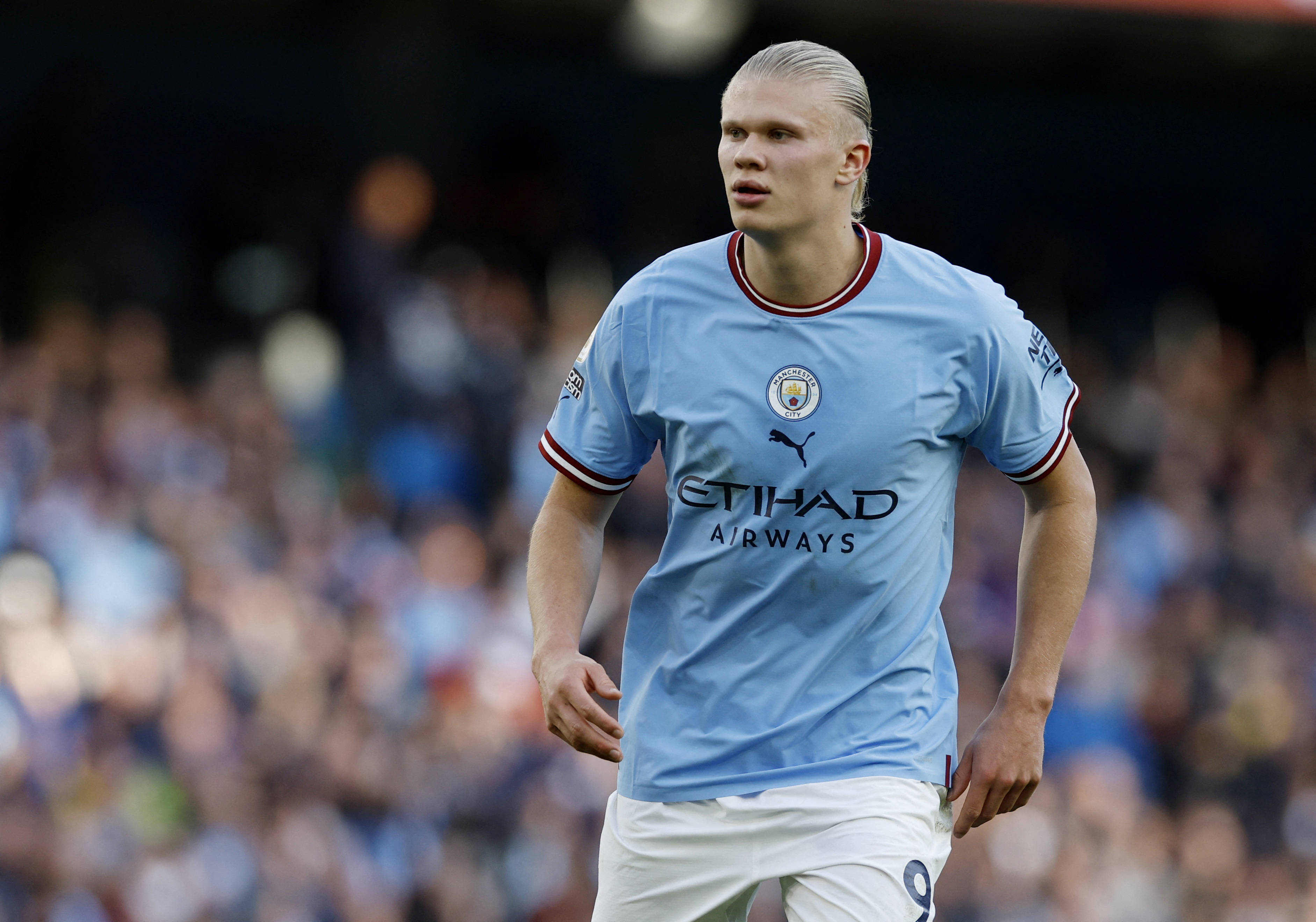 世体：对阵法鹰巴萨共有502人转卖门票，包括11名季票持有者（世体：巴萨战法鹰一役，502人转售球票，其中包含11名季票持有者）