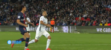 逆转！30岁锋霸独造2球，西甲豪强连进3球，欧冠翻盘（大逆转！30岁锋线悍将直接制造两球，西甲豪门连下三城，上演欧冠翻盘）