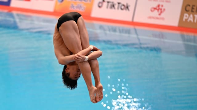 世界杯预热海报里没有C罗遭质疑，FIFA删除原海报改“怀旧”（预热海报未见C罗惹质疑，FIFA删原图改发怀旧版）