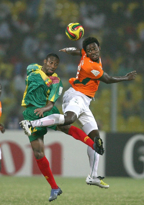 54球追平2015年的C罗，姆巴佩升至皇马球员自然年进球榜第四（姆巴佩54球追平C罗2015年纪录，升至皇马球员自然年进球榜第4）