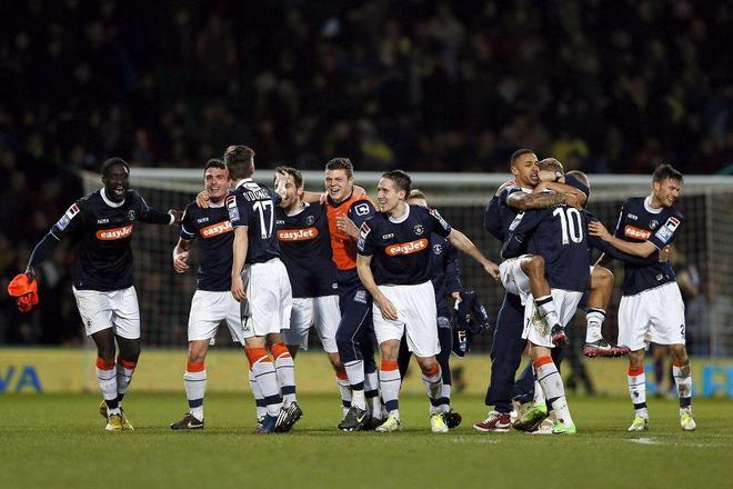 上半场累计第4次！杨瀚森次节协防再送防守犯规（上半场已第4次！杨瀚森次节协防再被吹防守犯规）